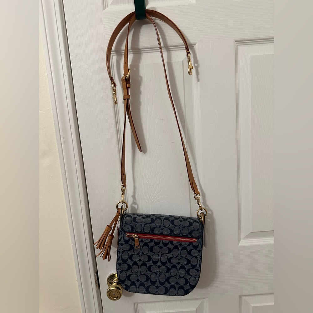 Coach Navy and Tan Signature Crossbody Bag - Picture 4 of 7